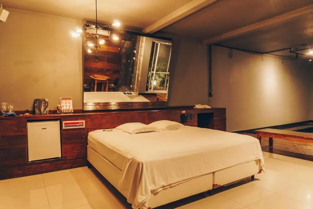 Love hôtel Champagne Motel By Drops Tubarão Brésil