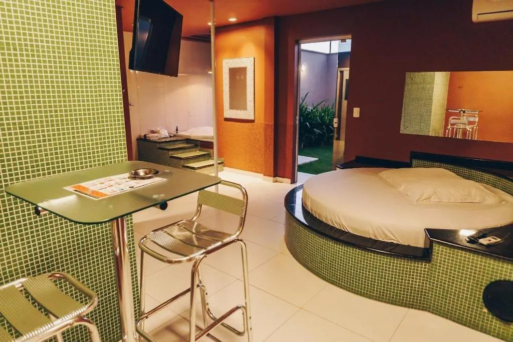 Love hôtel Champagne Motel By Drops Tubarão