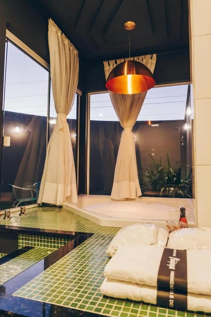 Champagne Motel By Drops Tubarão Love hôtel